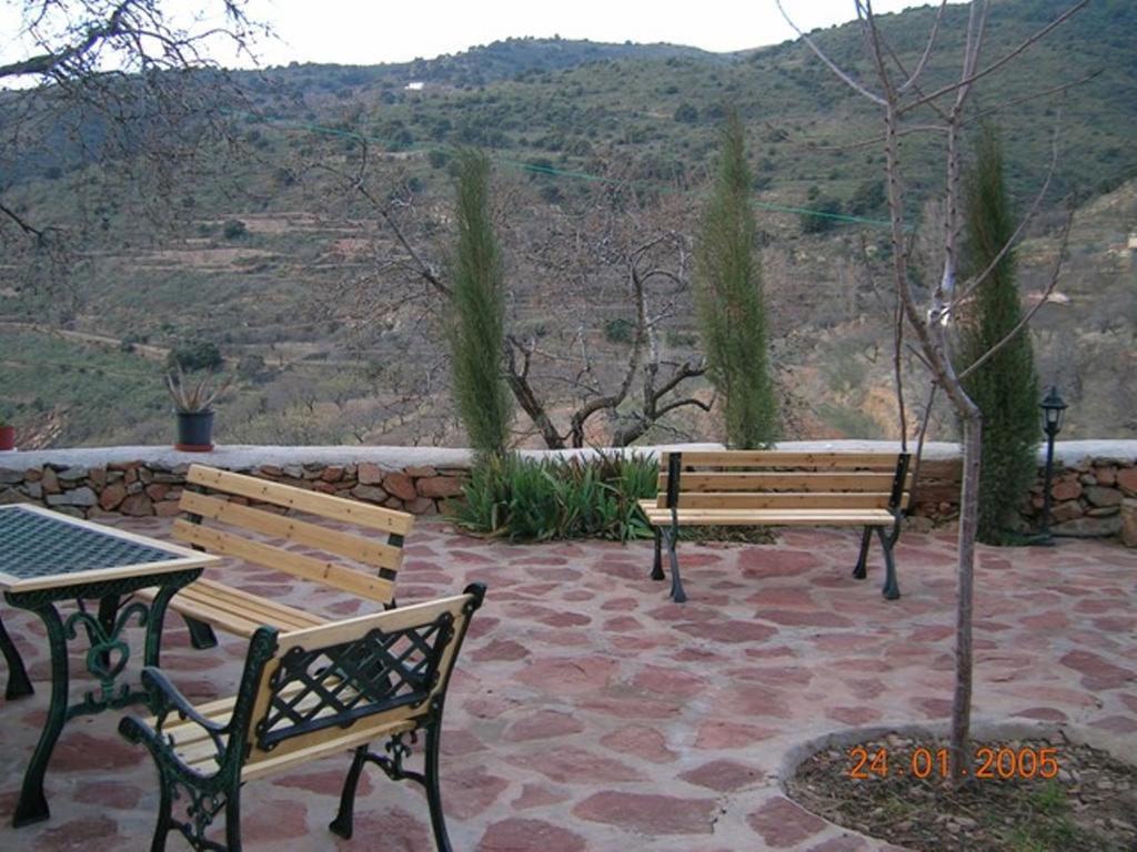 Reul Alto Cortijos Rurales Guest House Laroya Exterior photo