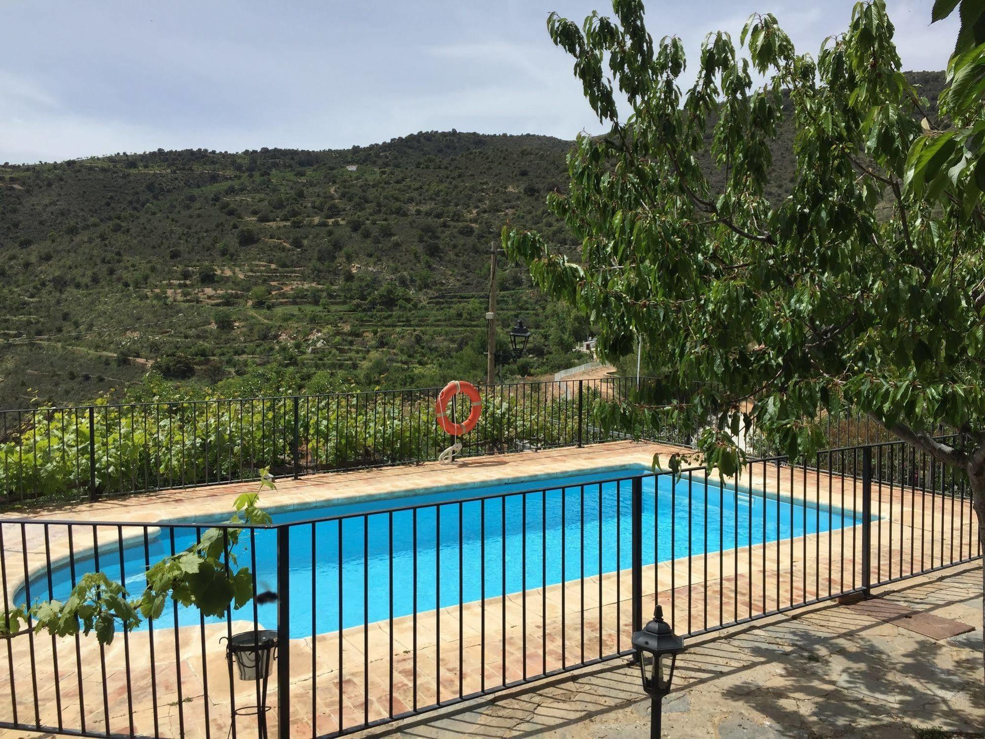 Reul Alto Cortijos Rurales Guest House Laroya Exterior photo