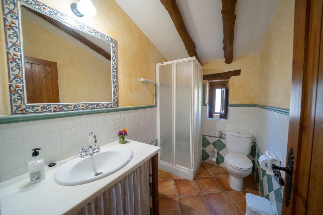 Reul Alto Cortijos Rurales Guest House Laroya Exterior photo